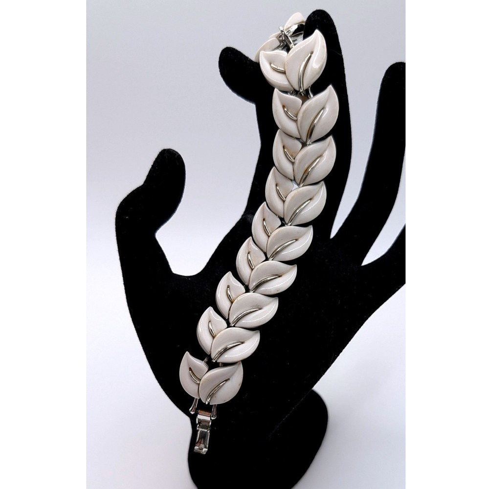 Vintage Kramer of New York White Enamel Leaf Bracelet Silver Tone Mid Century